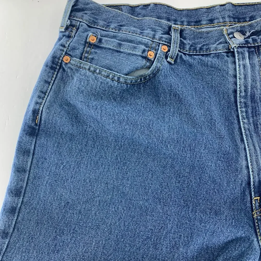 Levi’s 550 Relaxed Fit Men’s Jeans Size 40 - 30